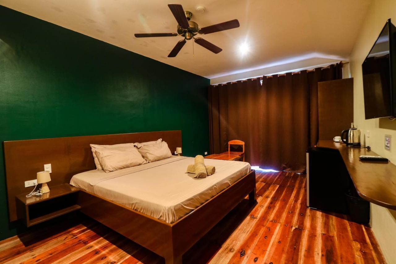 Nakabalo Guesthouse & Restaurant ซีคีฮอร์ ภายนอก รูปภาพ