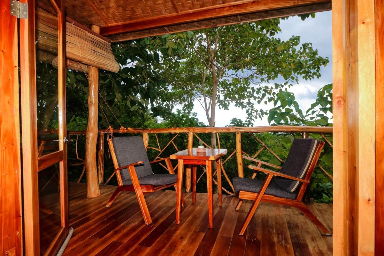 Nakabalo Guesthouse & Restaurant ซีคีฮอร์ ภายนอก รูปภาพ