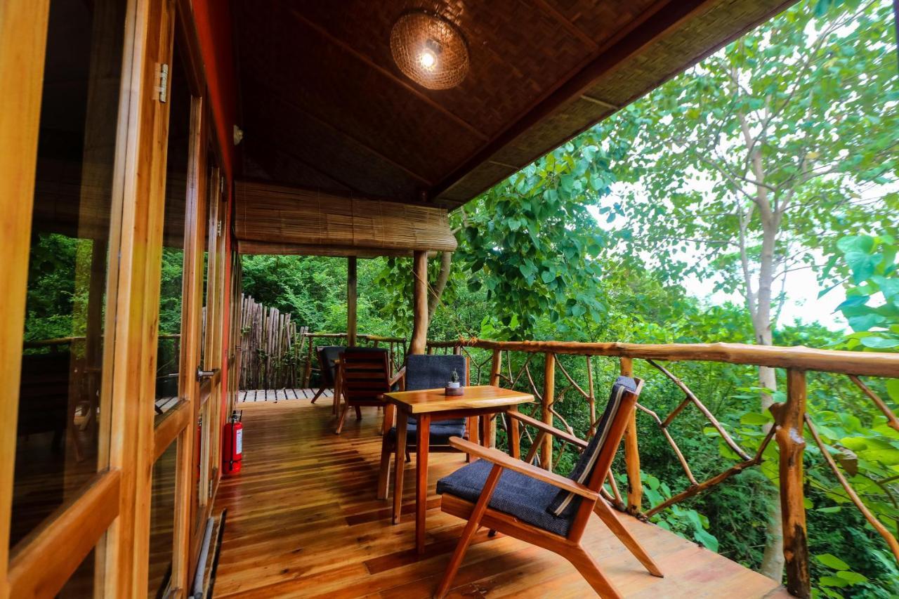 Nakabalo Guesthouse & Restaurant ซีคีฮอร์ ภายนอก รูปภาพ