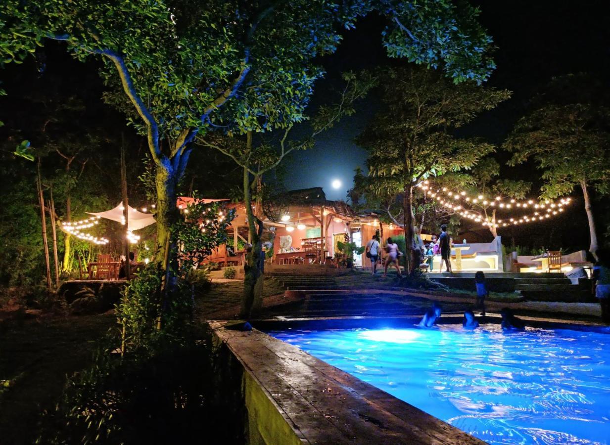 Nakabalo Guesthouse & Restaurant ซีคีฮอร์ ภายนอก รูปภาพ