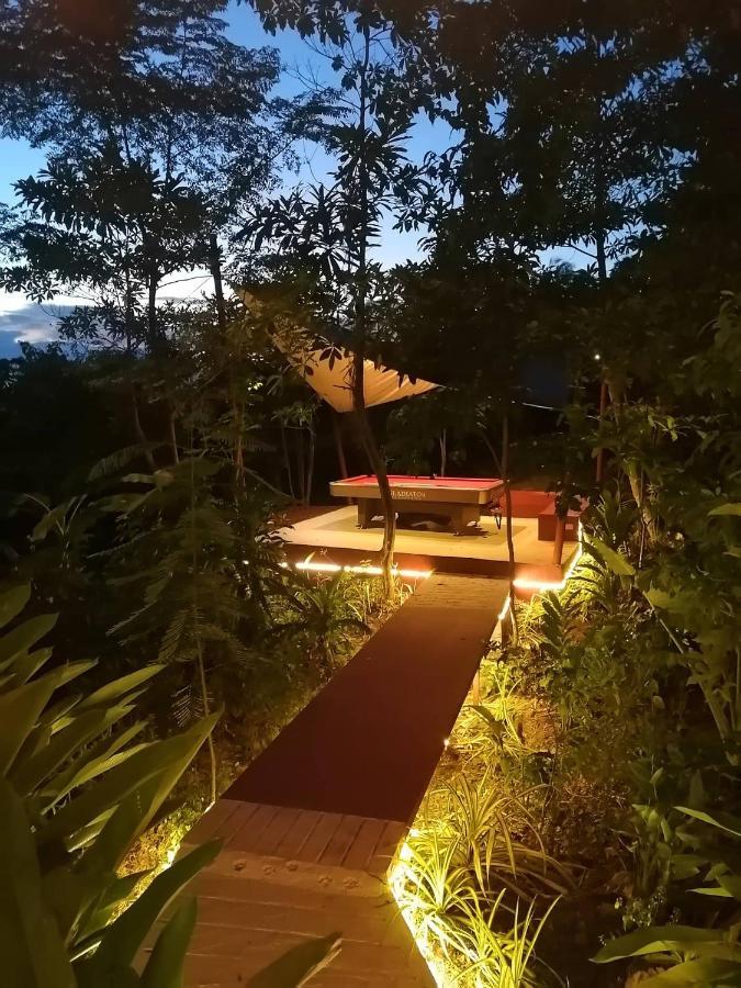Nakabalo Guesthouse & Restaurant ซีคีฮอร์ ภายนอก รูปภาพ