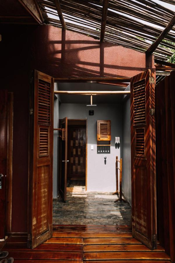 Nakabalo Guesthouse & Restaurant ซีคีฮอร์ ภายนอก รูปภาพ