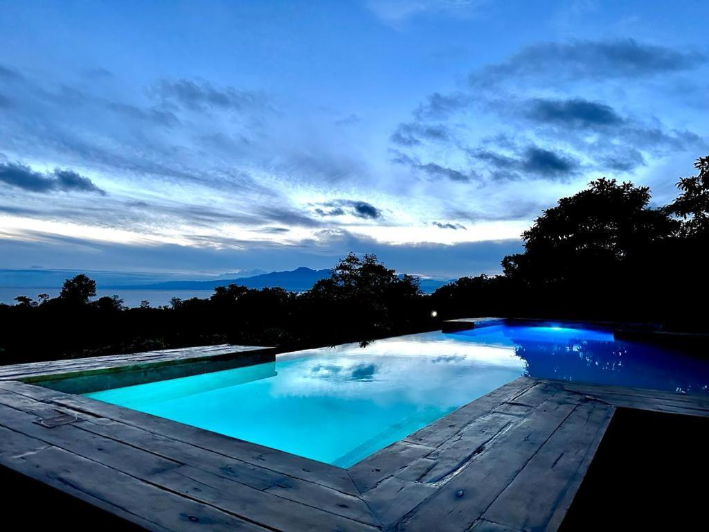 Nakabalo Guesthouse & Restaurant ซีคีฮอร์ ภายนอก รูปภาพ