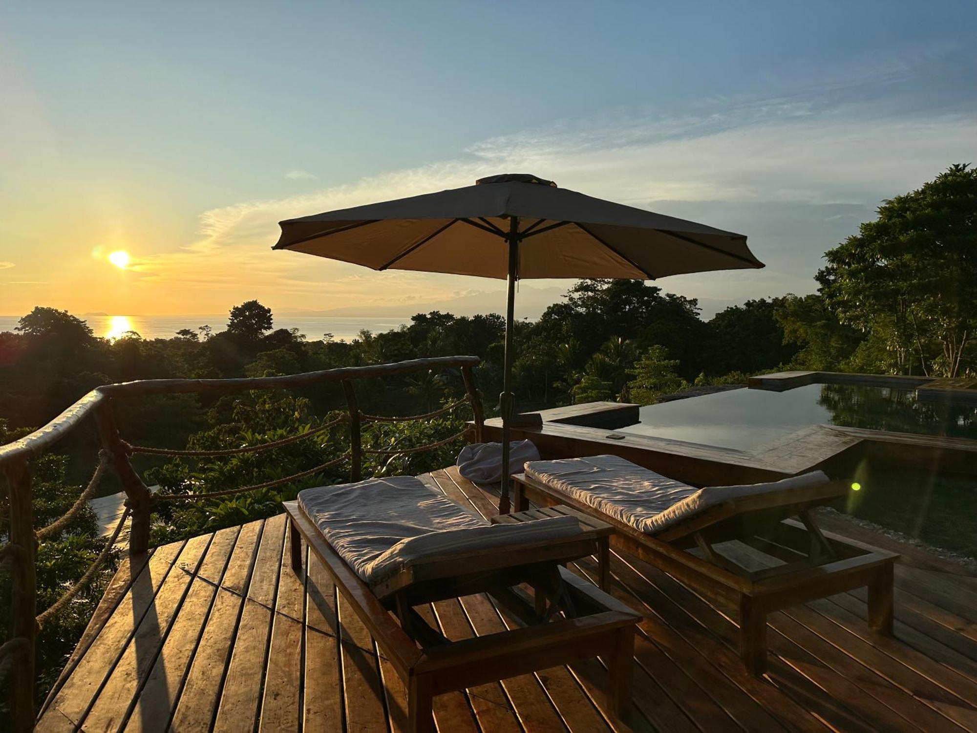 Nakabalo Guesthouse & Restaurant ซีคีฮอร์ ภายนอก รูปภาพ